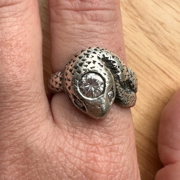 One of a Kind Vintage Sterling Silver Snake Ring with Round CZ Center size 9.5 - Picture 1 of 10